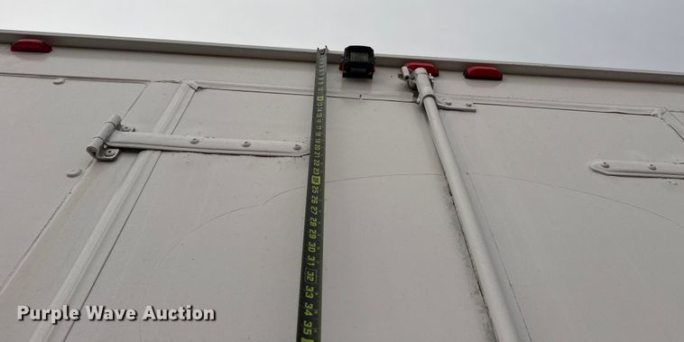 image for item EG1880 2017 Ford F650 Super Duty box truck