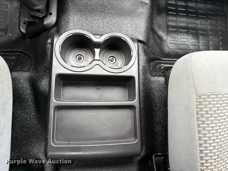 image for item EG1880 2017 Ford F650 Super Duty box truck