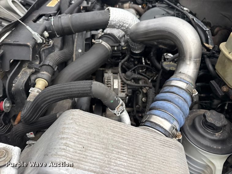 image for item EG1880 2017 Ford F650 Super Duty box truck