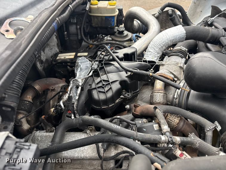 image for item EG1880 2017 Ford F650 Super Duty box truck