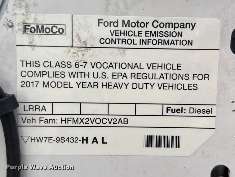 image for item EG1880 2017 Ford F650 Super Duty box truck