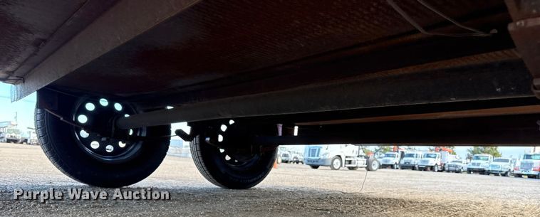 image for item EG1885 2016 Carson utility trailer