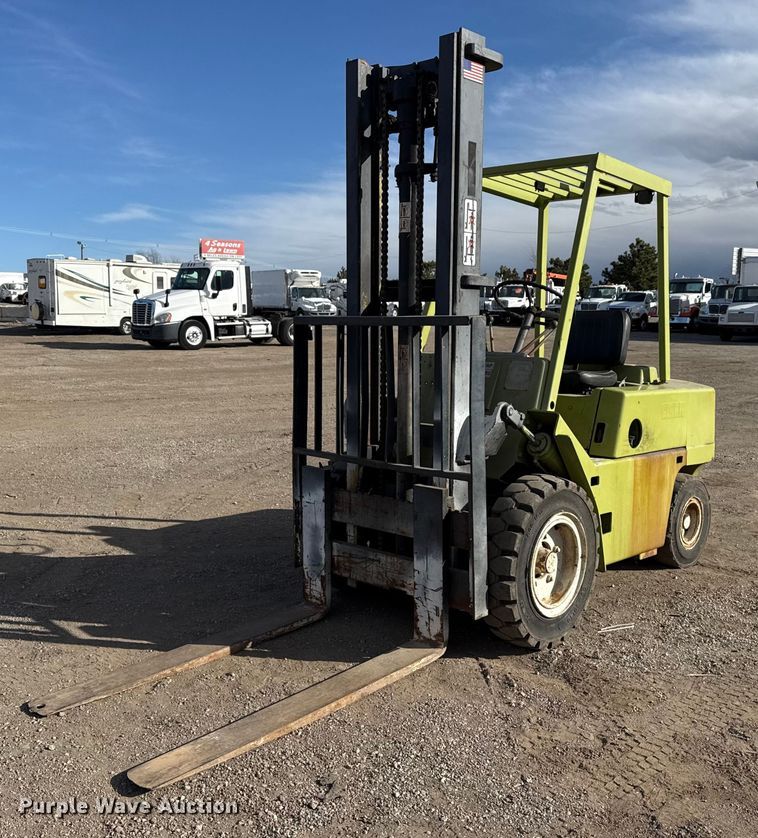 image for item EG1886 Clark C500Y S60 forklift