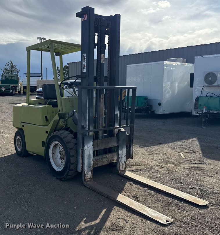 image for item EG1886 Clark C500Y S60 forklift
