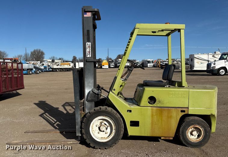 image for item EG1886 Clark C500Y S60 forklift