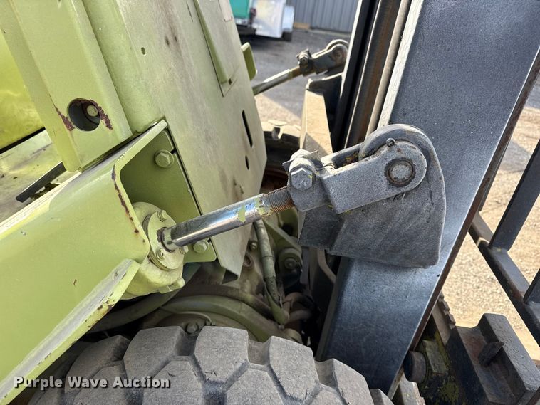 image for item EG1886 Clark C500Y S60 forklift