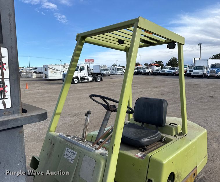 image for item EG1886 Clark C500Y S60 forklift