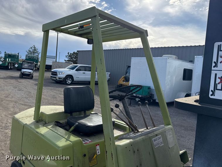 image for item EG1886 Clark C500Y S60 forklift