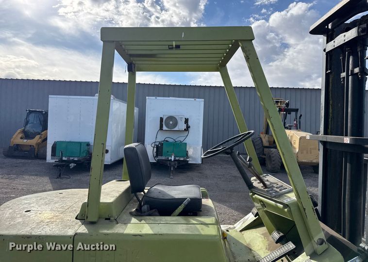 image for item EG1886 Clark C500Y S60 forklift