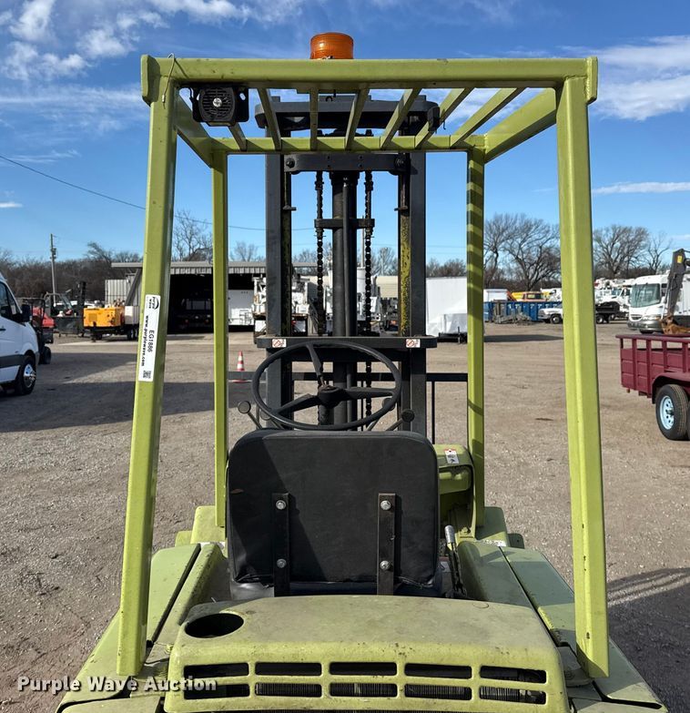 image for item EG1886 Clark C500Y S60 forklift