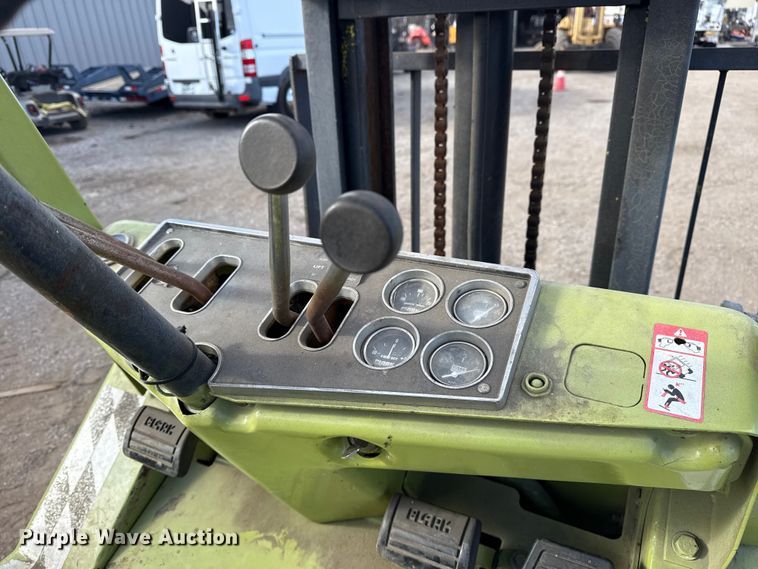 image for item EG1886 Clark C500Y S60 forklift