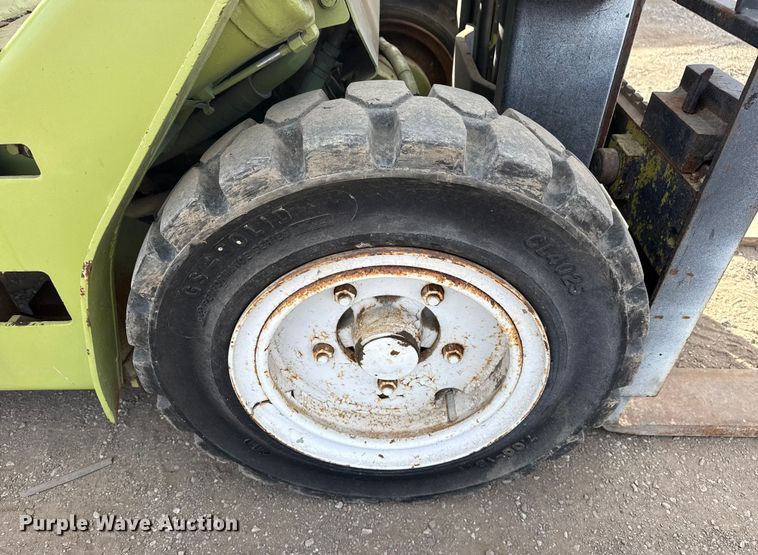 image for item EG1886 Clark C500Y S60 forklift