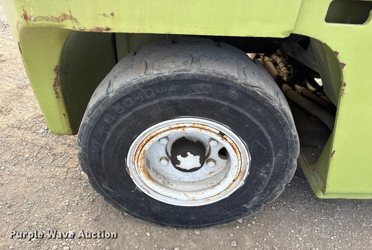 image for item EG1886 Clark C500Y S60 forklift