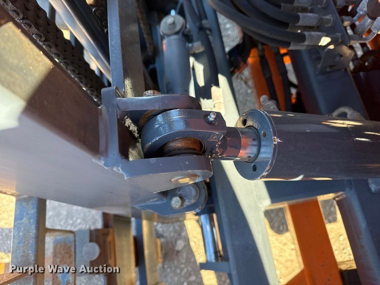 image for item EG1888 2006 Moffett M55 forklift