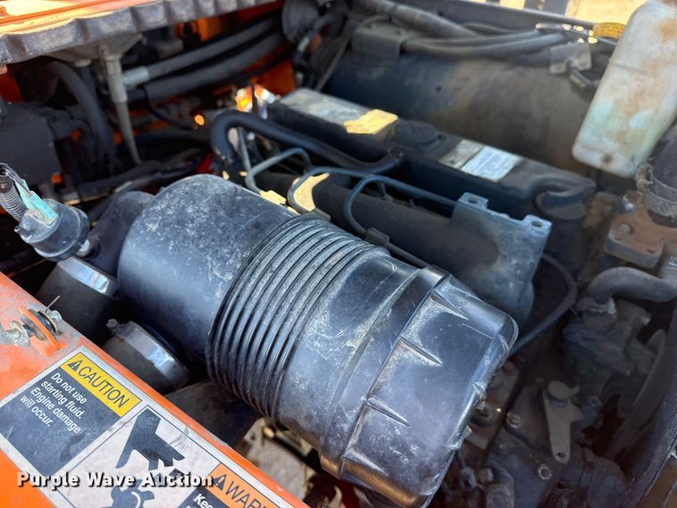 image for item EG1888 2006 Moffett M55 forklift