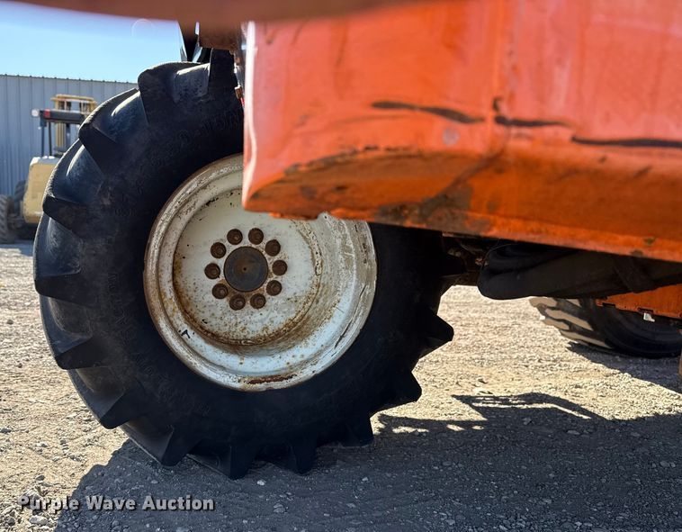 image for item EG1888 2006 Moffett M55 forklift