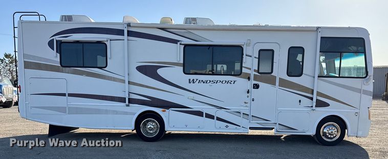 image for item EG1894 2011 Four Winds International Windsport 30Q RV
