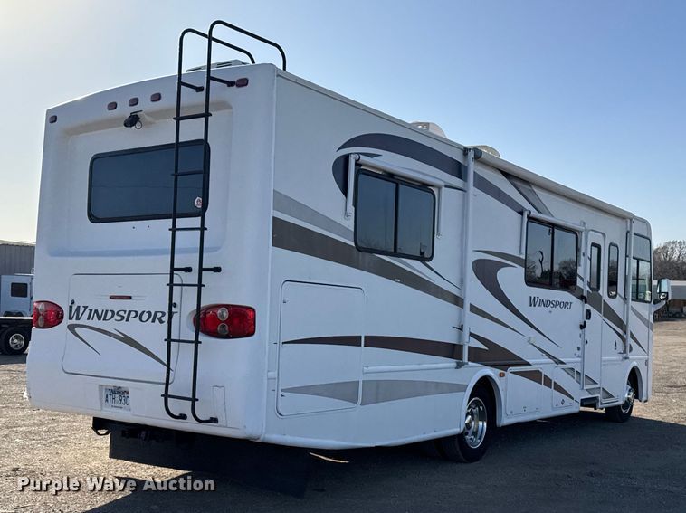 image for item EG1894 2011 Four Winds International Windsport 30Q RV