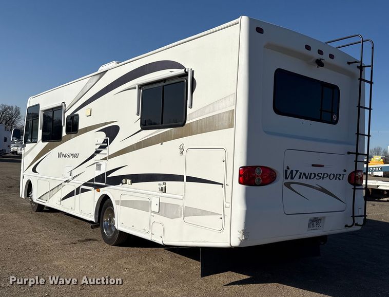 image for item EG1894 2011 Four Winds International Windsport 30Q RV