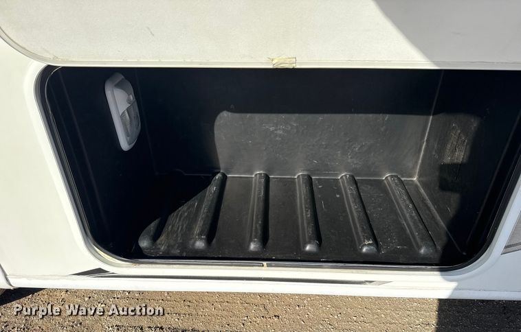 image for item EG1894 2011 Four Winds International Windsport 30Q RV