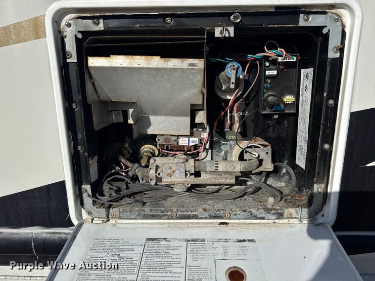 image for item EG1894 2011 Four Winds International Windsport 30Q RV