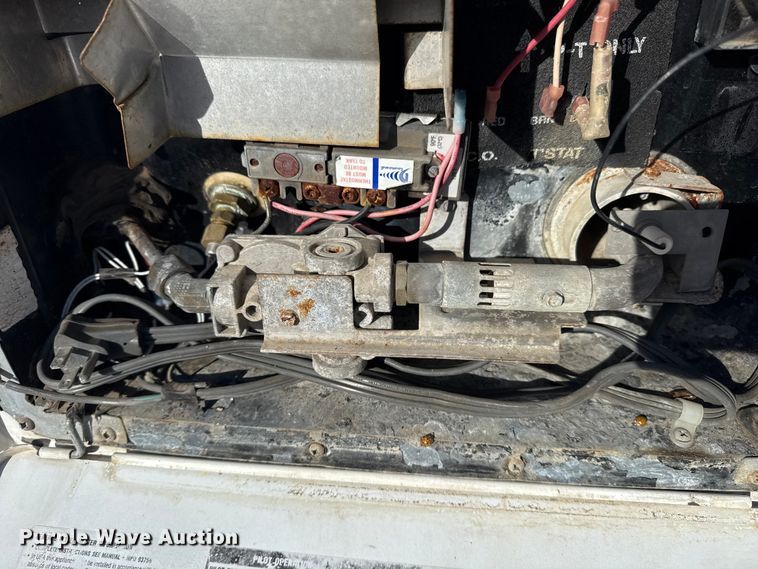 image for item EG1894 2011 Four Winds International Windsport 30Q RV