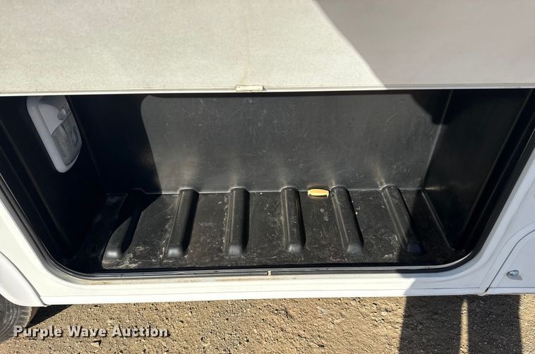 image for item EG1894 2011 Four Winds International Windsport 30Q RV