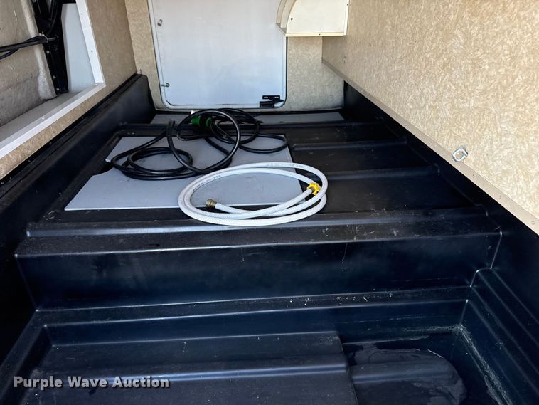 image for item EG1894 2011 Four Winds International Windsport 30Q RV