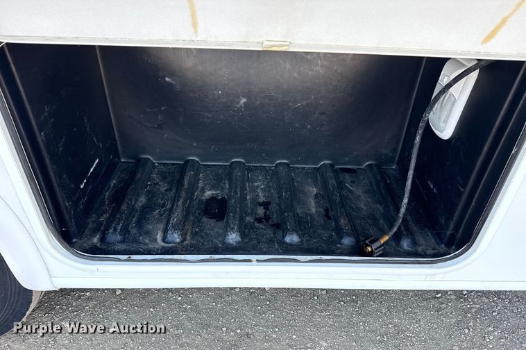 image for item EG1894 2011 Four Winds International Windsport 30Q RV