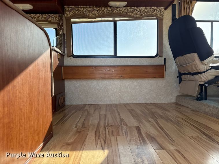 image for item EG1894 2011 Four Winds International Windsport 30Q RV