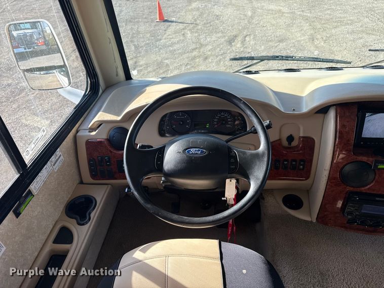 image for item EG1894 2011 Four Winds International Windsport 30Q RV