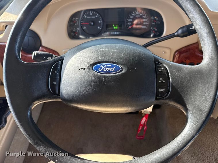 image for item EG1894 2011 Four Winds International Windsport 30Q RV