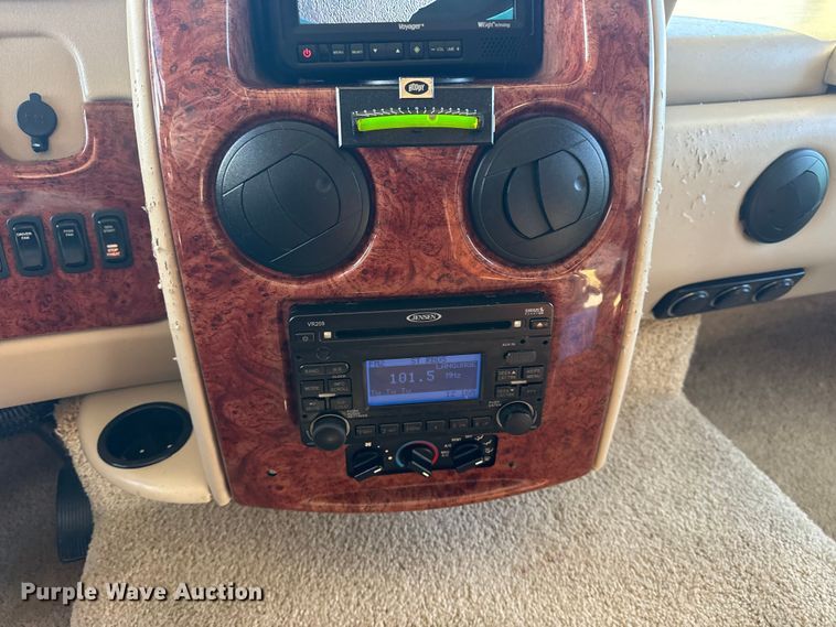 image for item EG1894 2011 Four Winds International Windsport 30Q RV