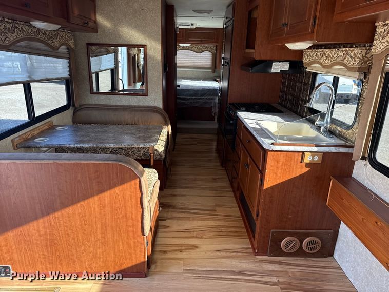 image for item EG1894 2011 Four Winds International Windsport 30Q RV