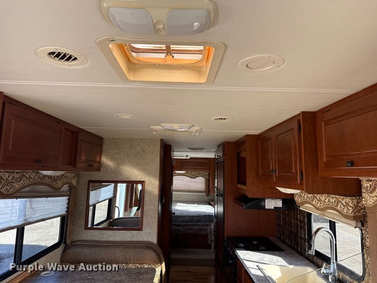 image for item EG1894 2011 Four Winds International Windsport 30Q RV