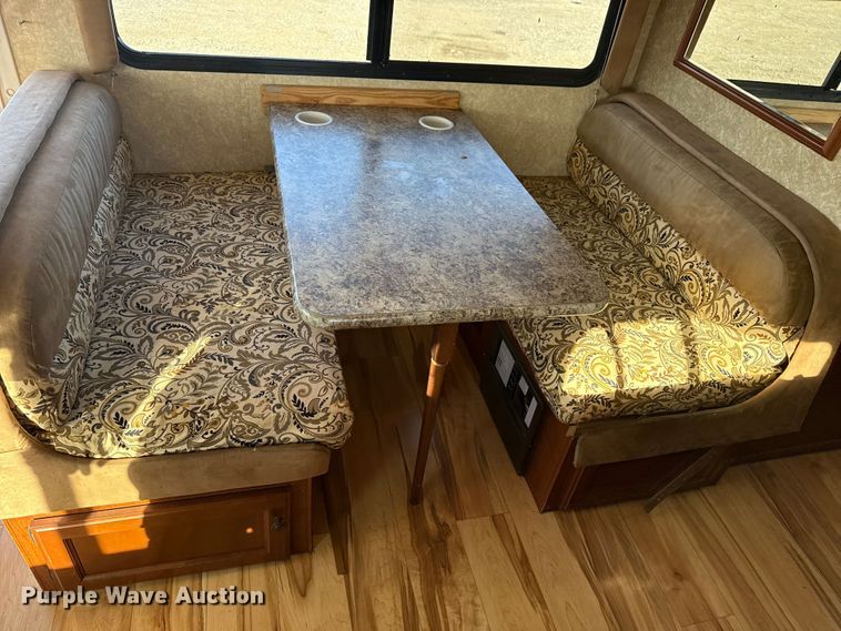 image for item EG1894 2011 Four Winds International Windsport 30Q RV