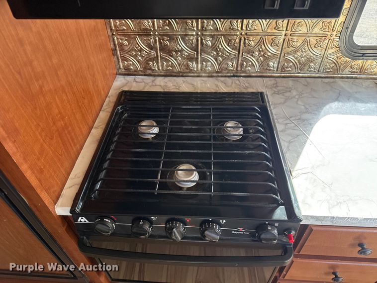 image for item EG1894 2011 Four Winds International Windsport 30Q RV