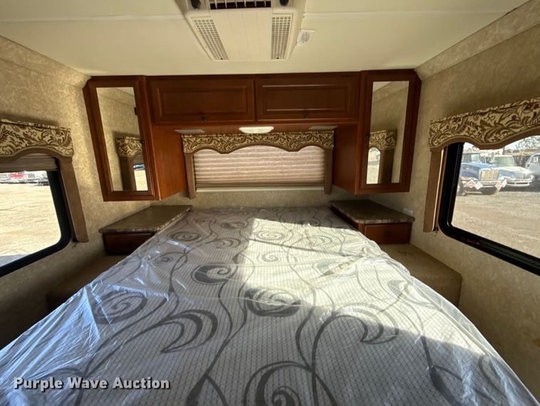 image for item EG1894 2011 Four Winds International Windsport 30Q RV