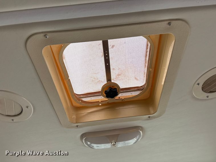 image for item EG1894 2011 Four Winds International Windsport 30Q RV