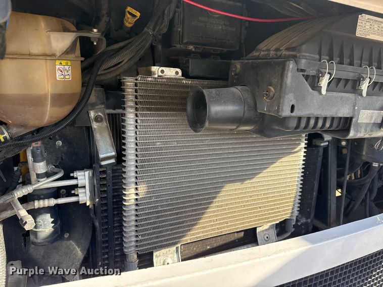 image for item EG1894 2011 Four Winds International Windsport 30Q RV