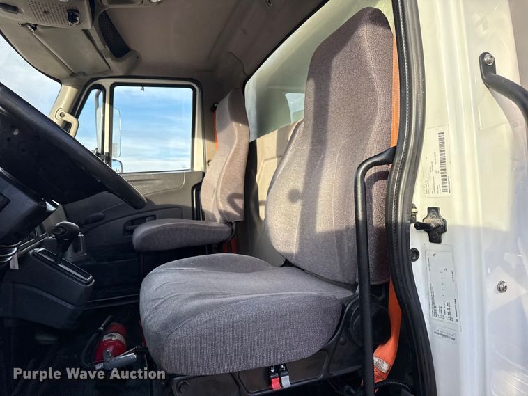 image for item EG1911 2018 International 4300 