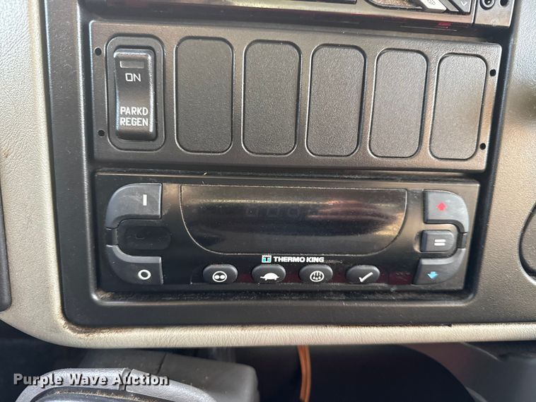 image for item EG1911 2018 International 4300 