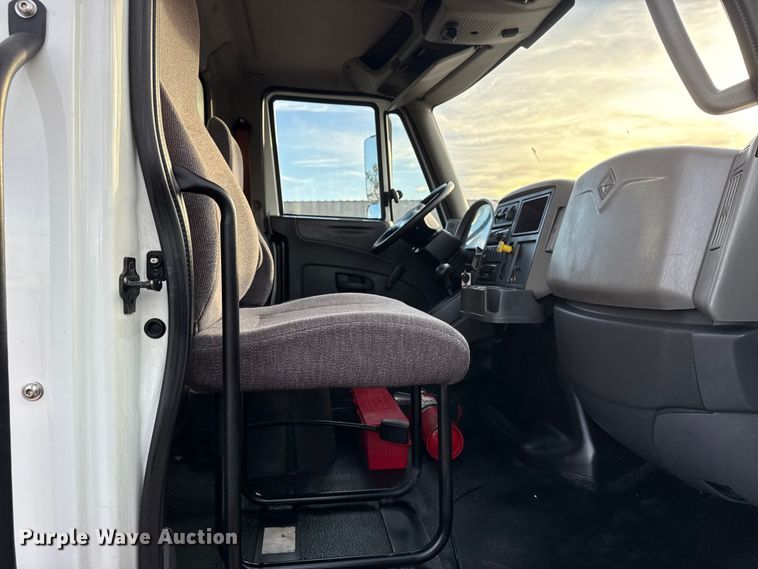 image for item EG1911 2018 International 4300 