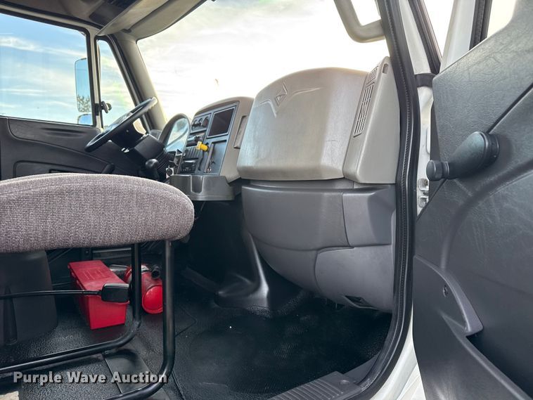 image for item EG1911 2018 International 4300 