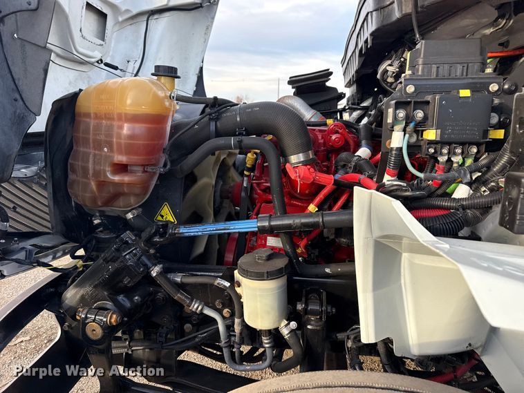 image for item EG1911 2018 International 4300 