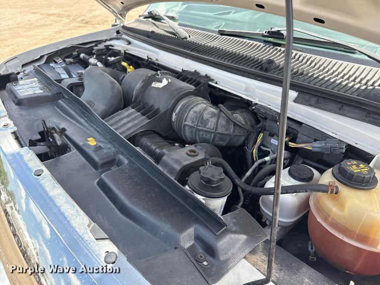 image for item EG5949 2012 Ford E450 box truck