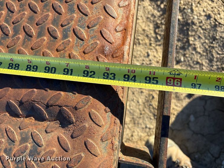 image for item EG8318 Flat bed