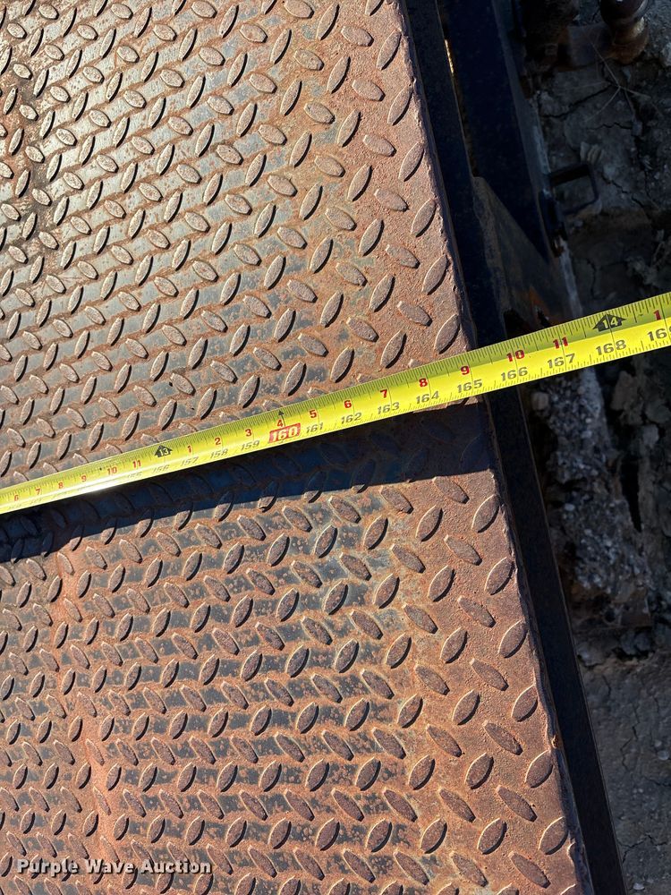 image for item EG8318 Flat bed