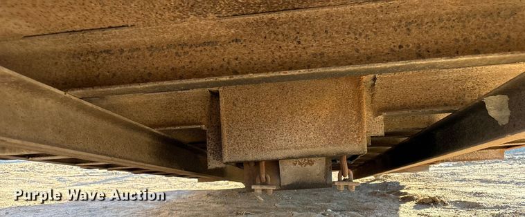 image for item EG8318 Flat bed