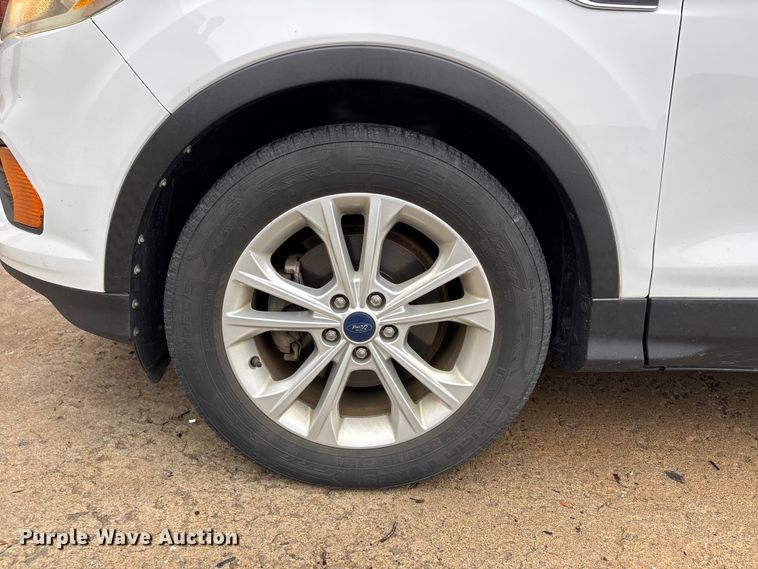 image for item EJ7701 2017 Ford Escape SUV